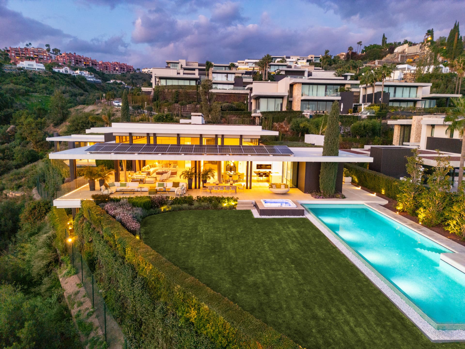 Villa moderna de lujo en las colinas, Benahavis — photo 1