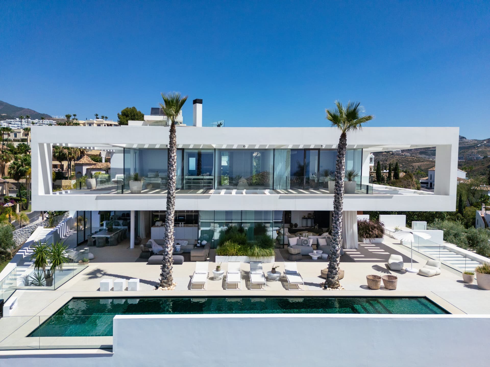 Villa de lujo contemporánea en La Quinta con vistas panorámicas a la montaña — photo 1