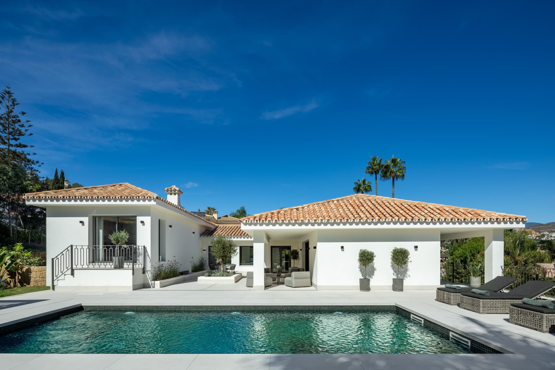 Mooie moderne villa in Las Brisas, Nueva Andalucia — photo 1