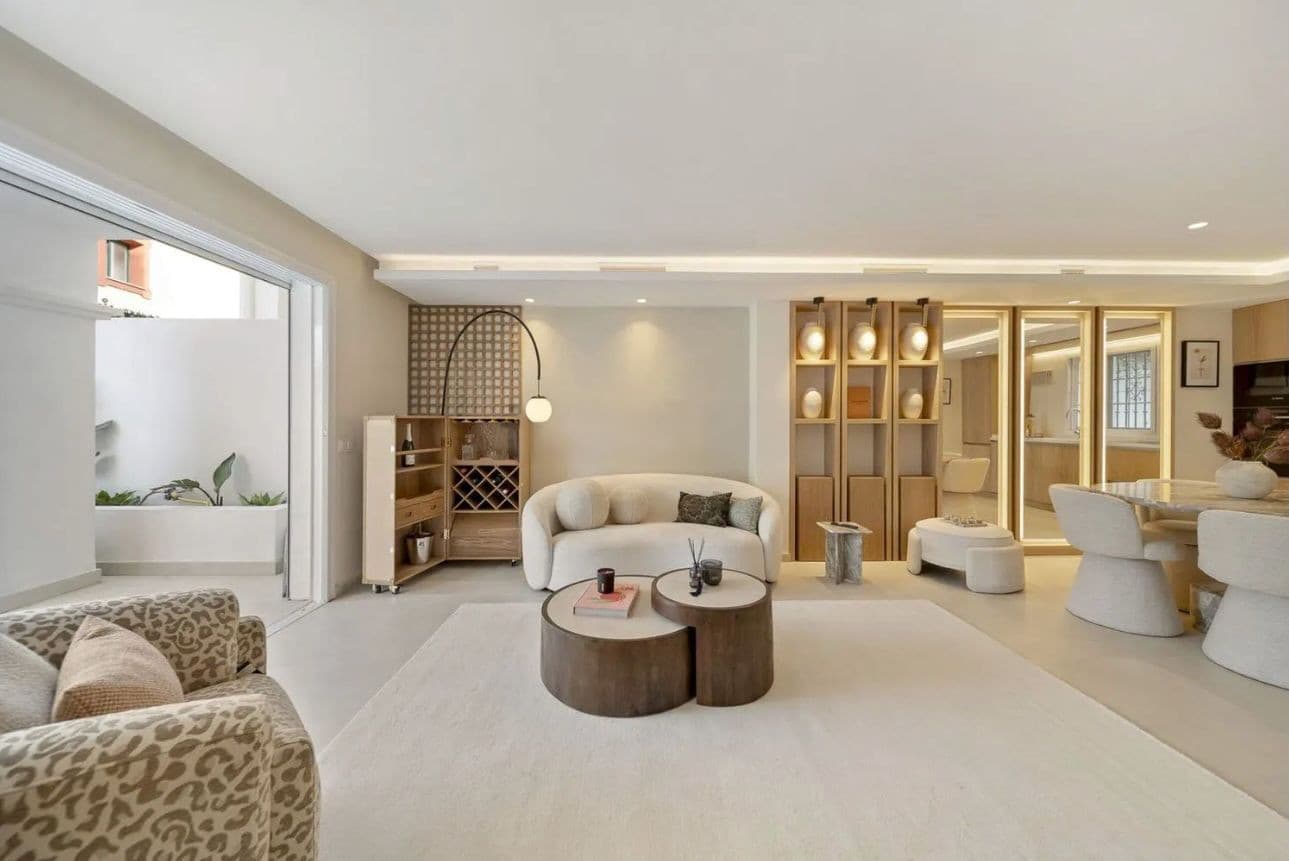Hedendaagse 3-slaapkamer herenhuis met uitzicht op zee en de bergen in Arco Iris, Marbella Golden Mile — photo 1