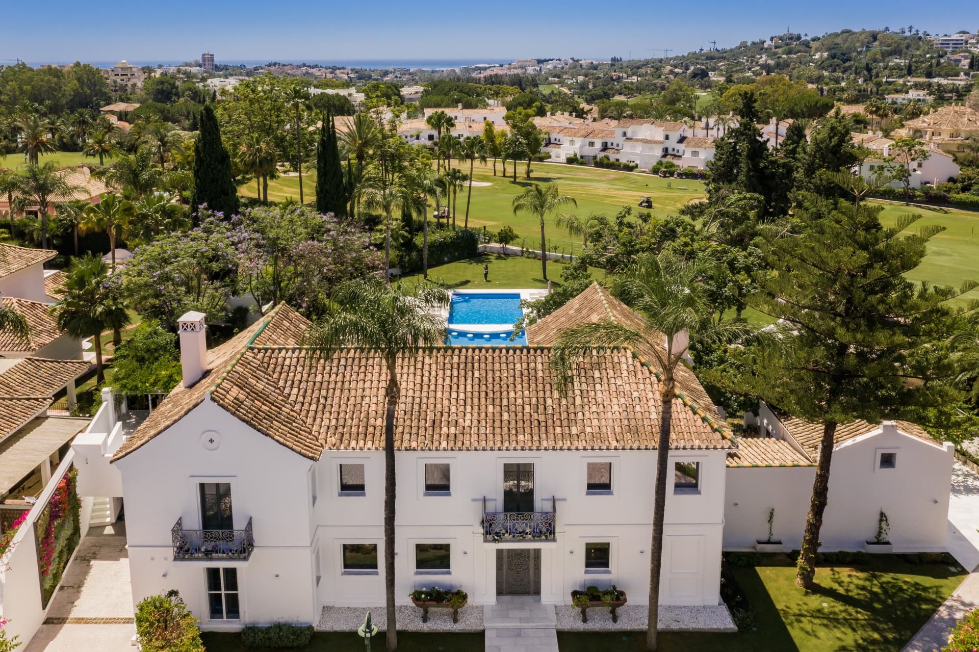 Exquisito Villa de Golf Frontline en La Cerquilla, Nueva Andalucia — photo 1