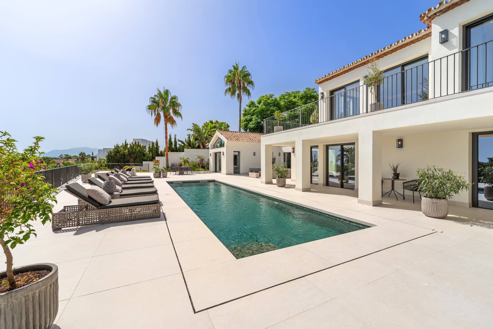 Prachtige volledig gerenoveerde Andalusische stijl Villa in Rocio de Nagüeles — photo 1