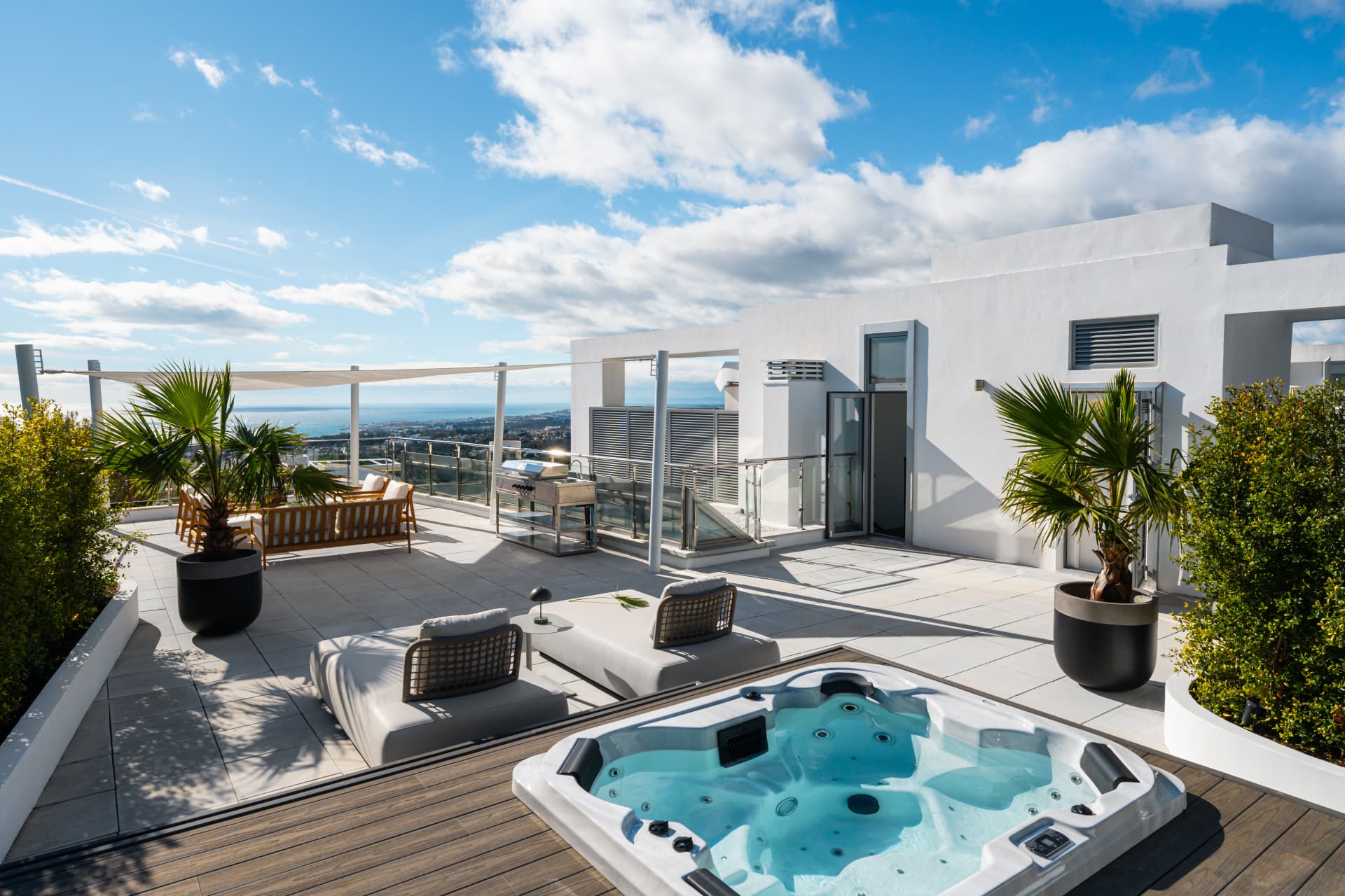 Luxury Semi-Detached House in Meisho Hills With Panoramic Vistas al mar — photo 1