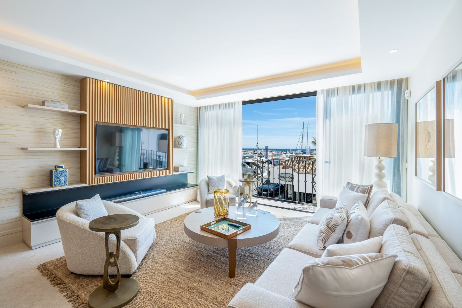 Elegant 2-slaapkamer appartement met uitzicht op zee, Puerto Banús — photo 1