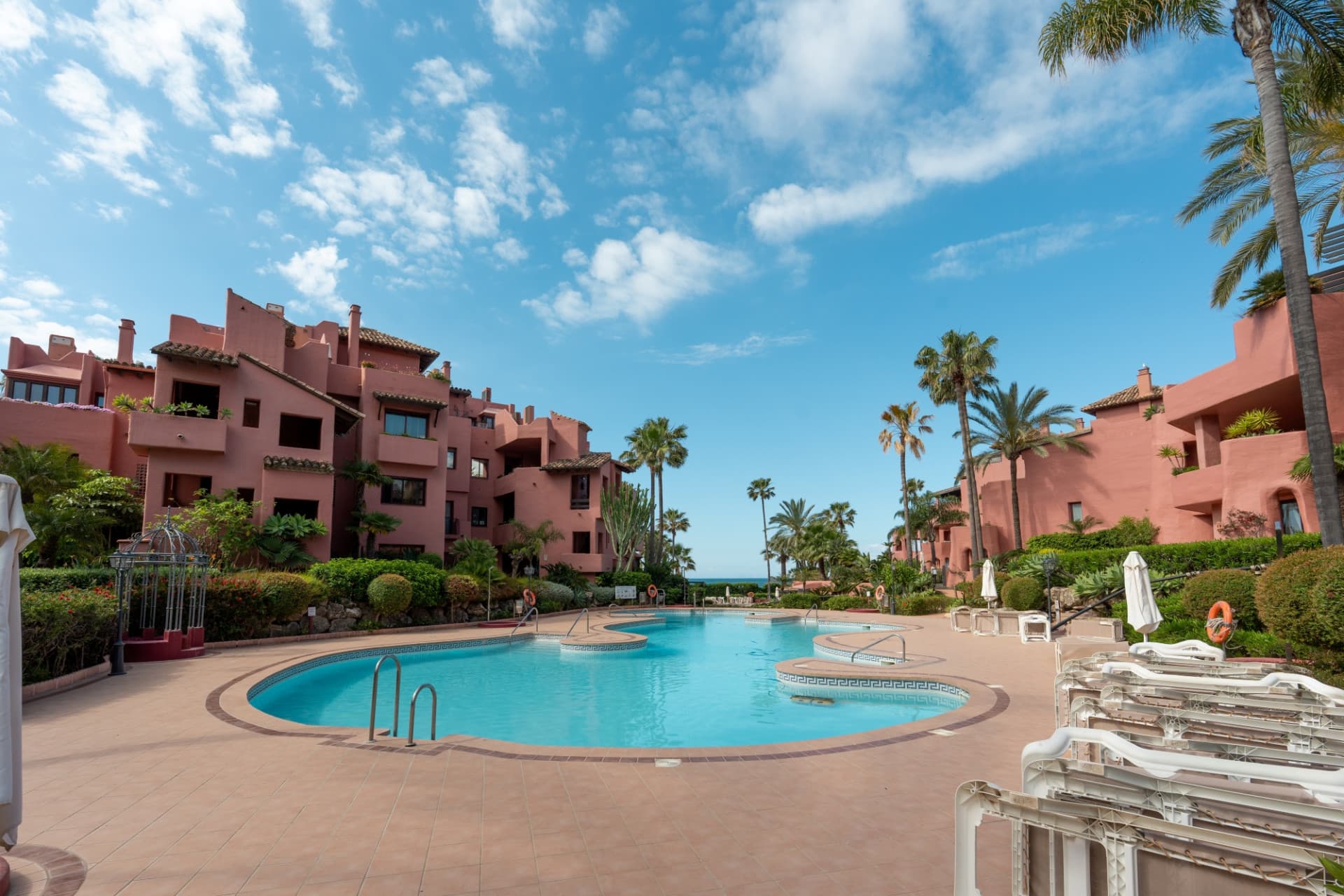 Elegante Ático dúplex en Menara Beach, Estepona — photo 1