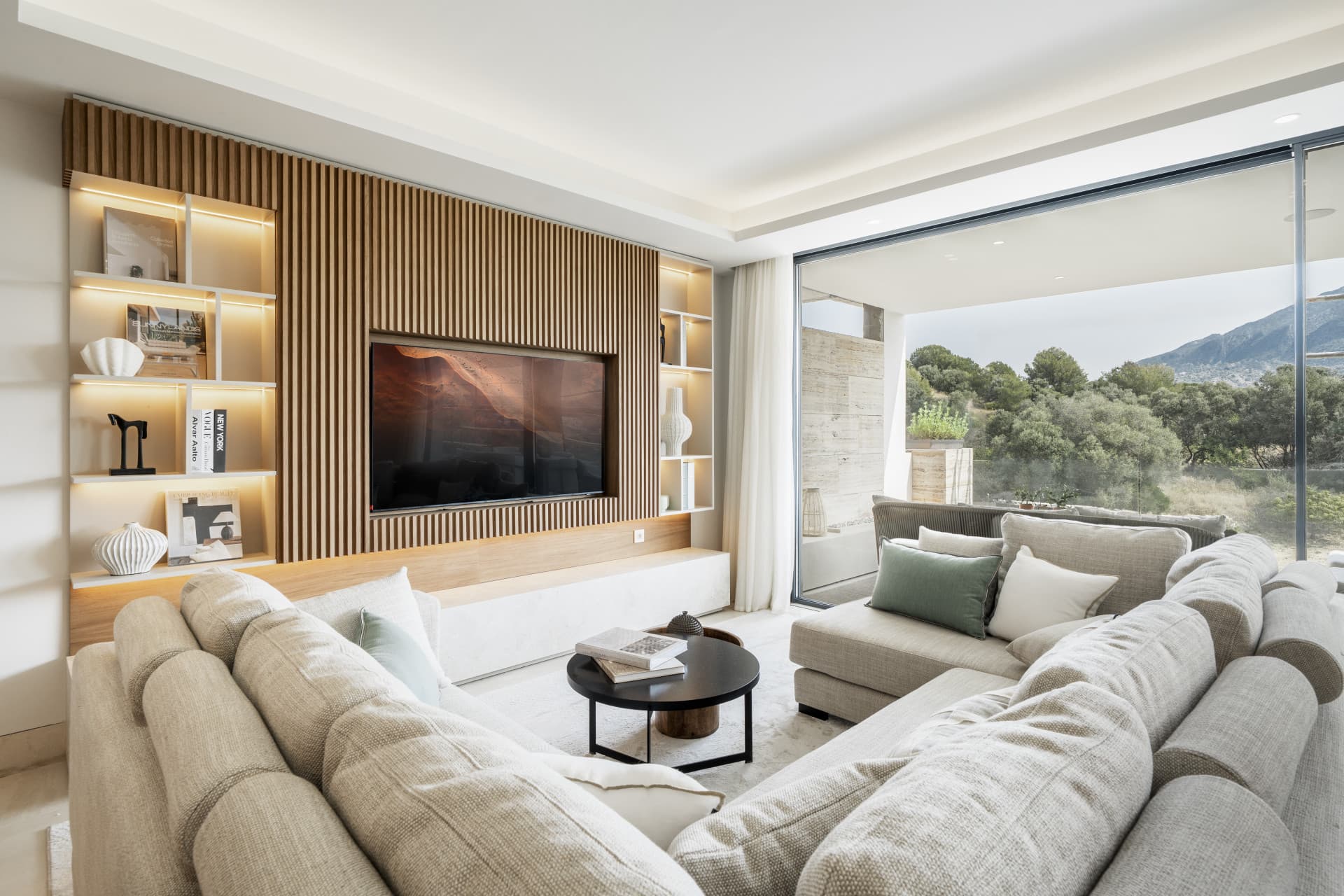Beeindruckendes neues Duplex Penthouse mit Panoramablick in Aloha, Nueva Andalucia — photo 1