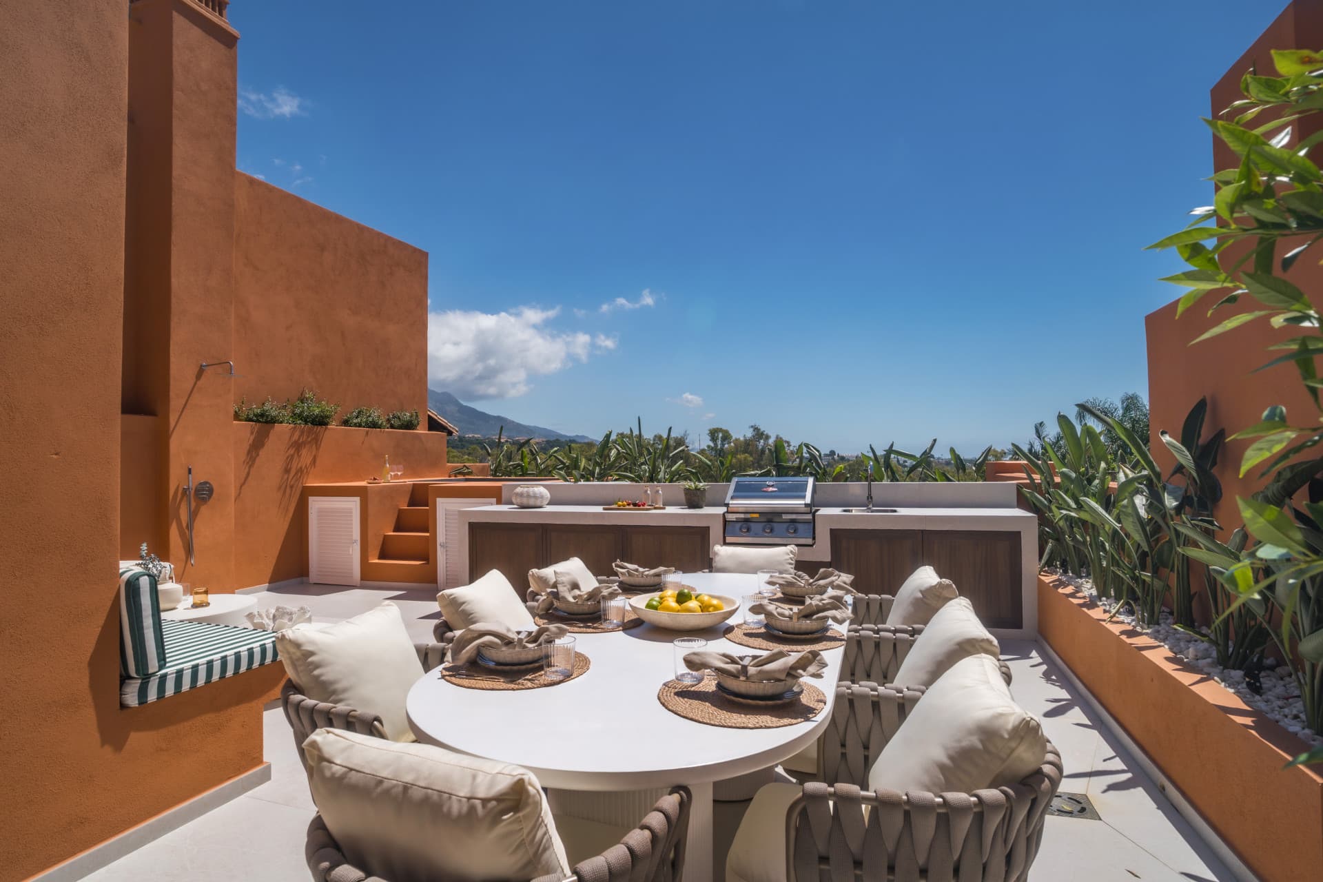 Elegantes Duplex Penthouse mit Panoramablick in Nueva Andalucia — photo 1