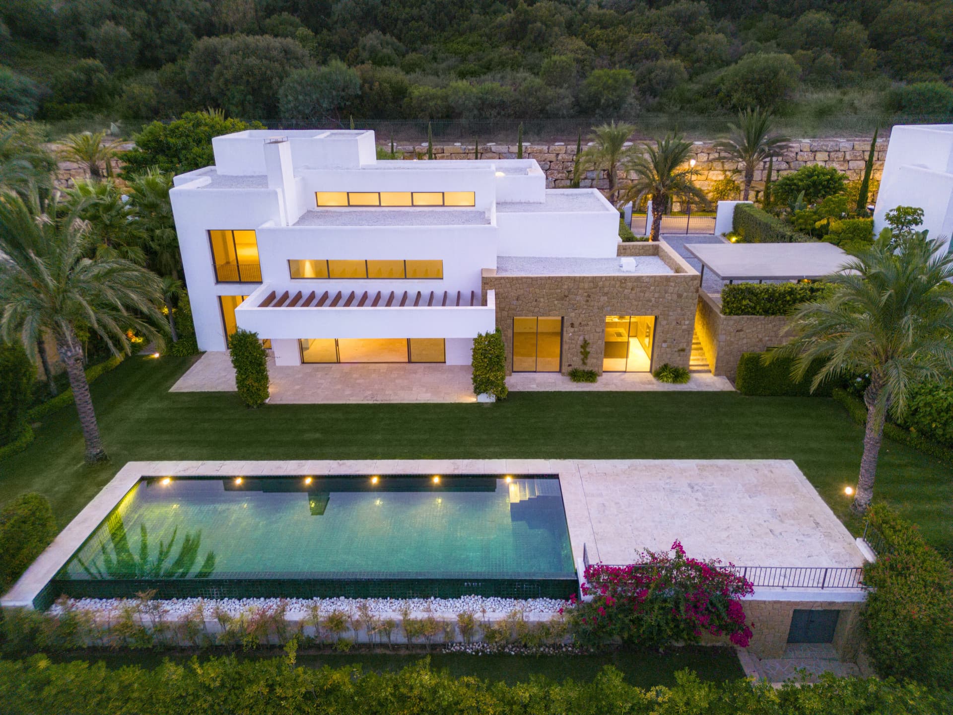 Exquisite Villa mit fünf Schlafzimmern in Finca Cortesin, Casares — photo 1